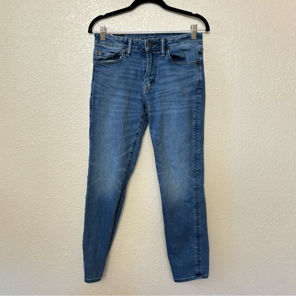 American Eagle Outfitters Men’s Medium Wash Slim Straight Jeans 29x30
